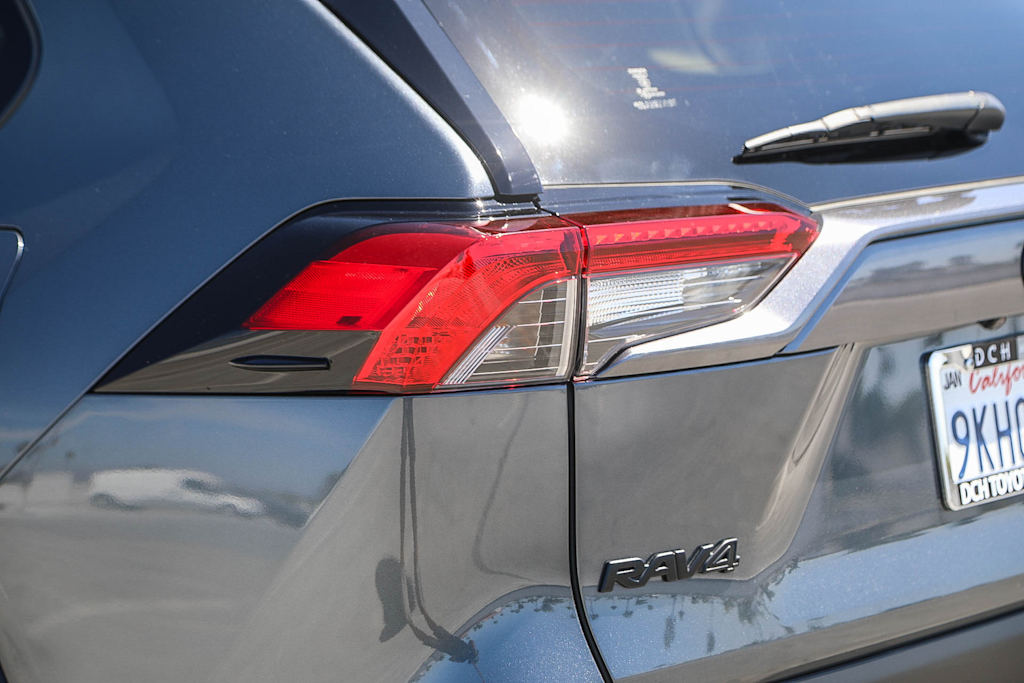 Thumbnail: 2024 Toyota RAV4 - 20