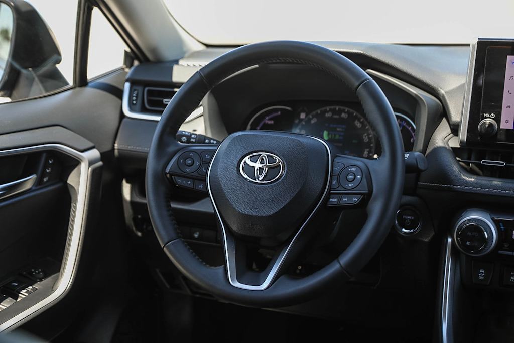 Thumbnail: 2024 Toyota RAV4 - 12