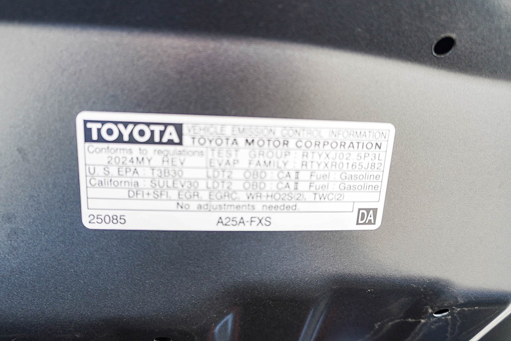 Thumbnail: 2024 Toyota RAV4 - 17