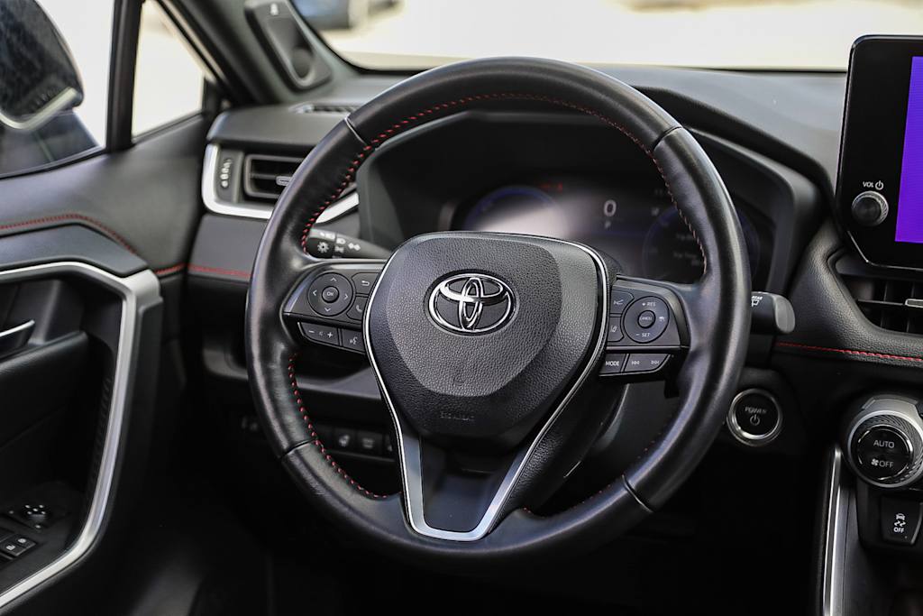 Thumbnail: 2024 Toyota RAV4 - 12