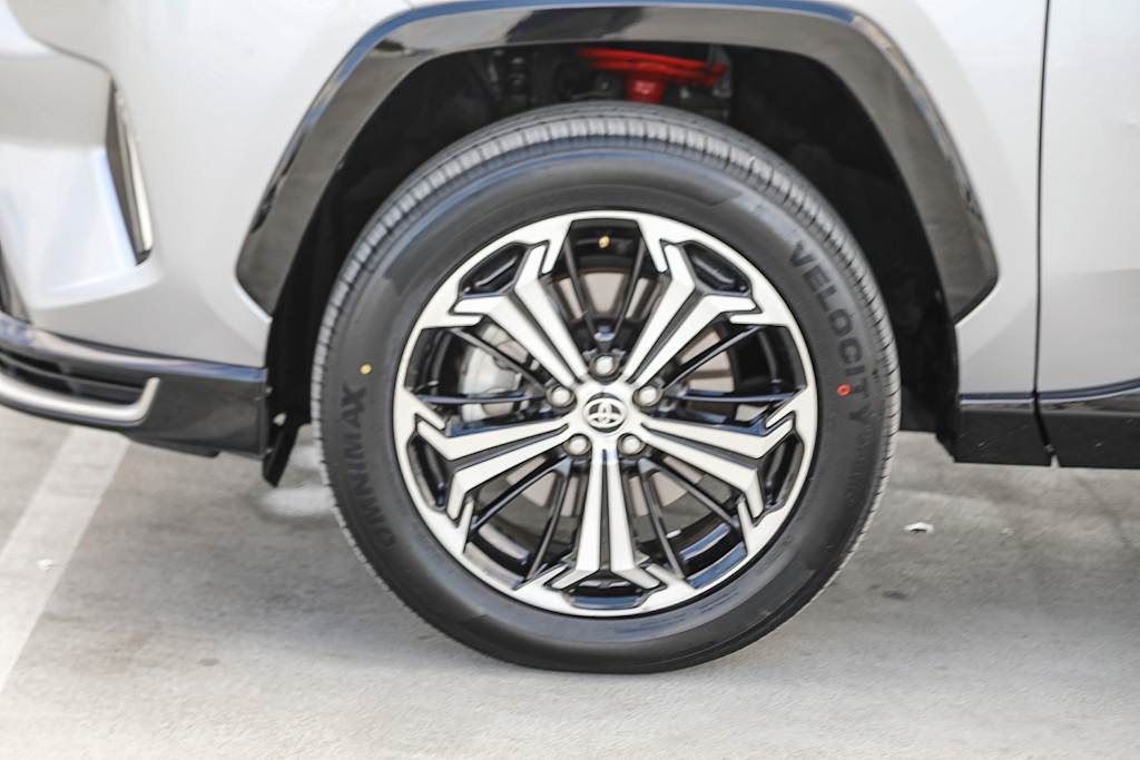 Thumbnail: 2024 Toyota RAV4 - 6