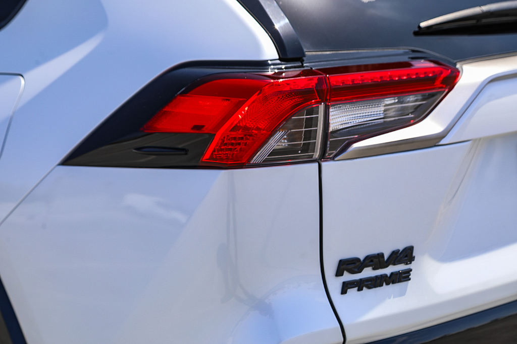 Thumbnail: 2024 Toyota RAV4 - 20