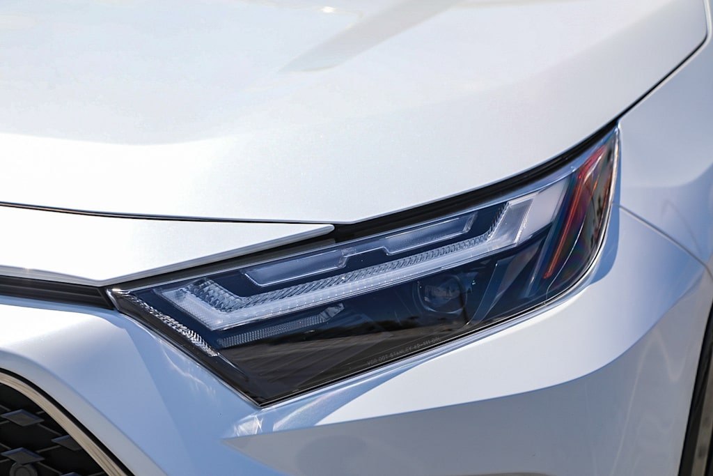 Thumbnail: 2024 Toyota RAV4 - 19