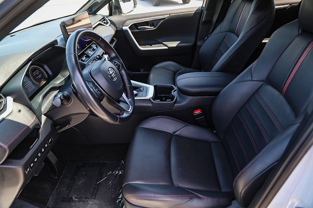Thumbnail: 2024 Toyota RAV4 - 10