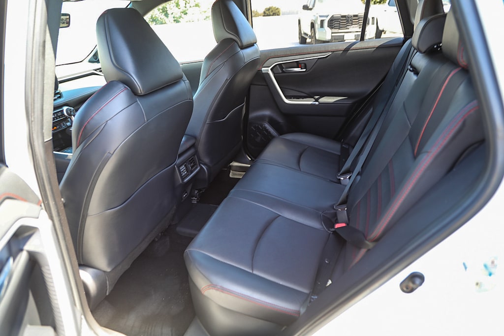 Thumbnail: 2024 Toyota RAV4 - 11