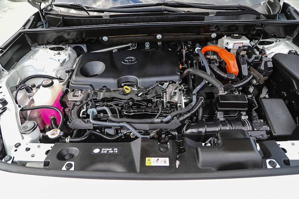 Thumbnail: 2021 Toyota RAV4 - 7