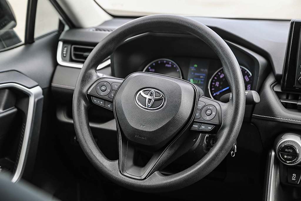 Thumbnail: 2021 Toyota RAV4 - 12
