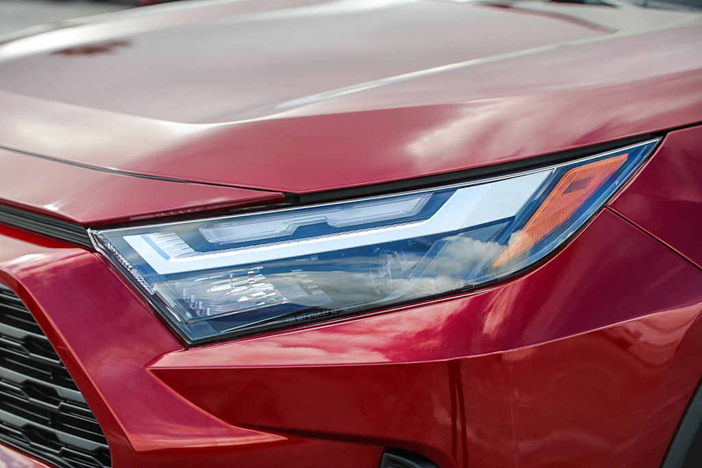 Thumbnail: 2024 Toyota RAV4 - 18