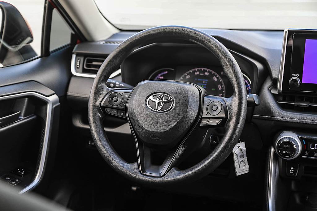 Thumbnail: 2024 Toyota RAV4 - 11