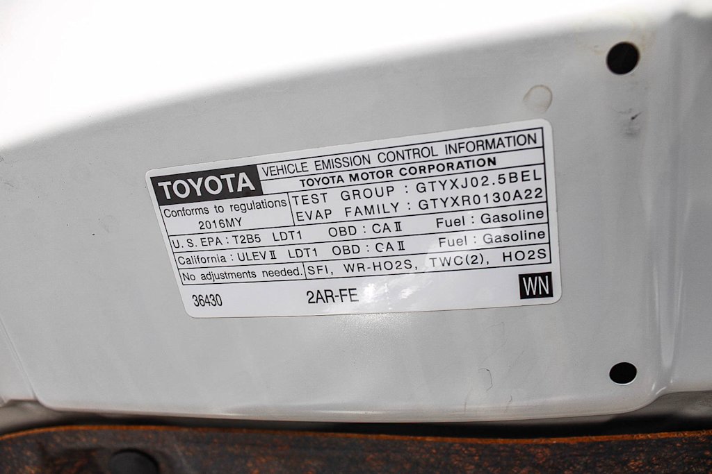 Thumbnail: 2016 Toyota RAV4 - 17
