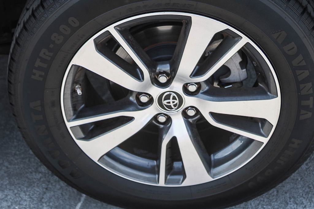 Thumbnail: 2016 Toyota RAV4 - 22