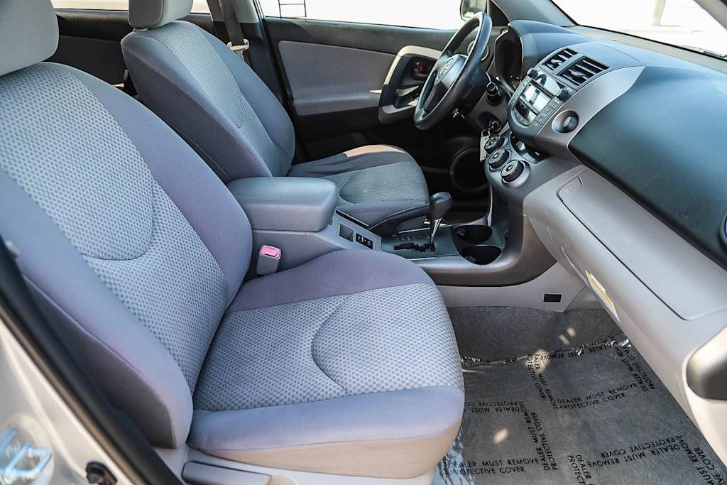 Thumbnail: 2008 Toyota RAV4 - 9