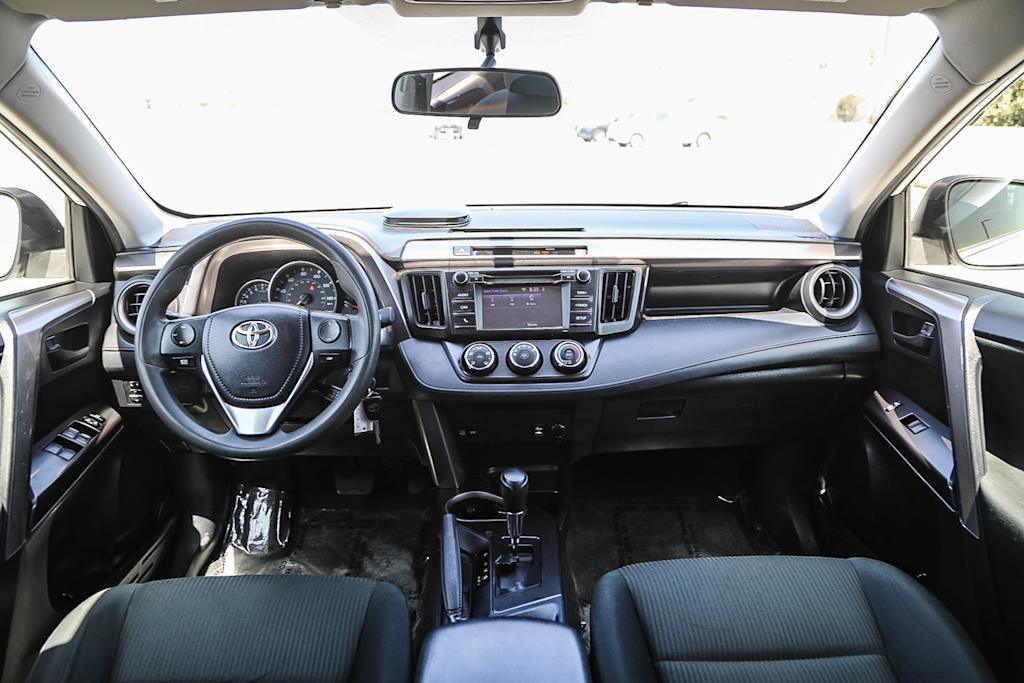Thumbnail: 2016 Toyota RAV4 - 2