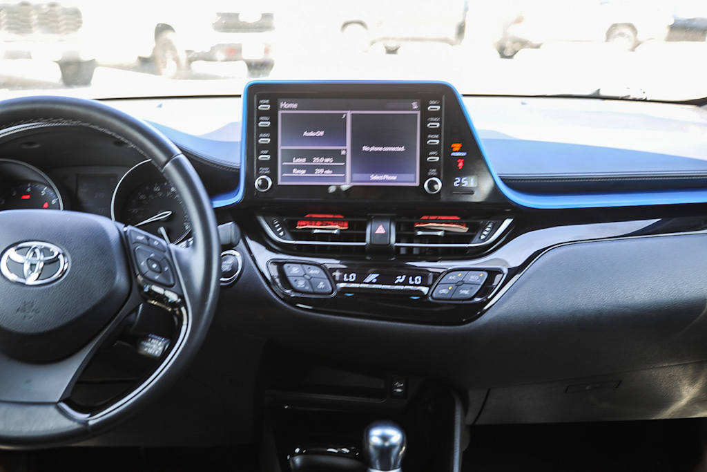 Thumbnail: 2019 Toyota C-HR - 8