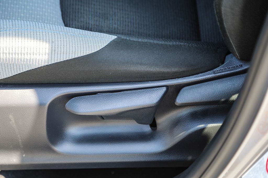 Thumbnail: 2019 Toyota C-HR - 22