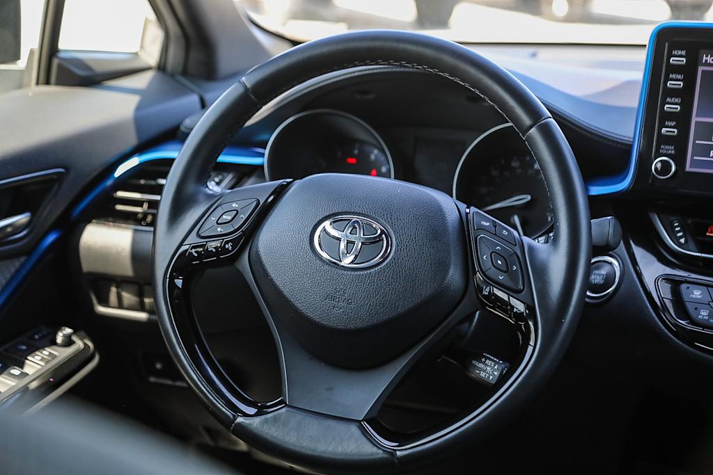 Thumbnail: 2019 Toyota C-HR - 12