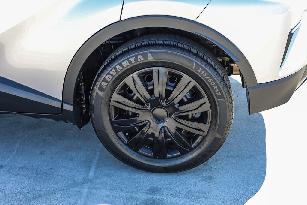 Thumbnail: 2019 Toyota C-HR - 20