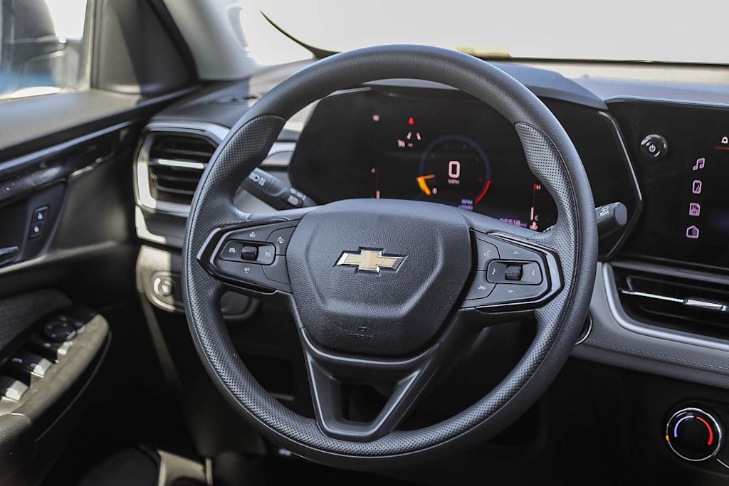 Thumbnail: 2024 Chevrolet TrailBlazer - 12