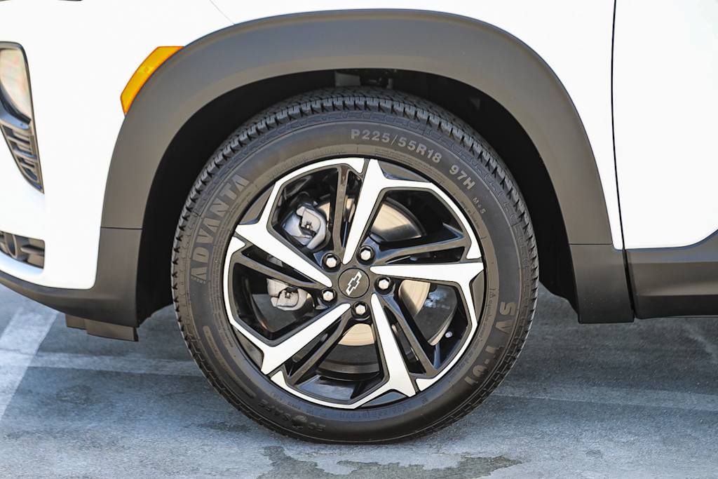 Thumbnail: 2023 Chevrolet TrailBlazer - 6