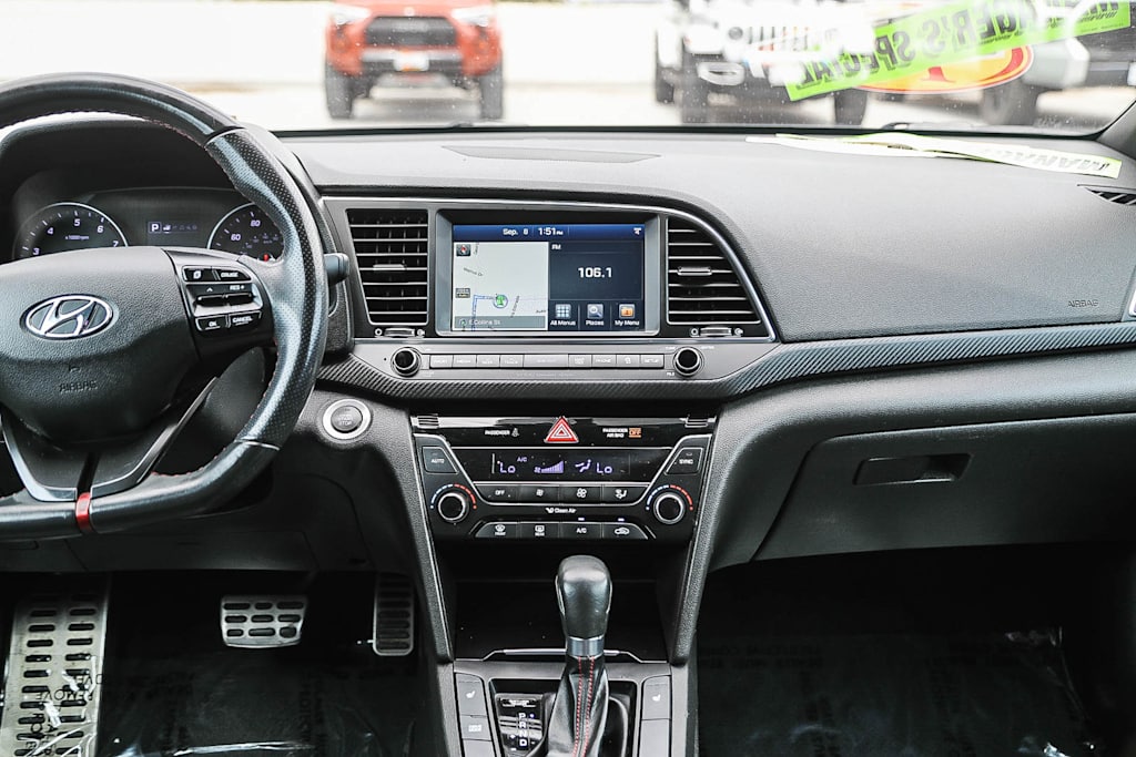 Thumbnail: 2018 Hyundai Elantra - 8