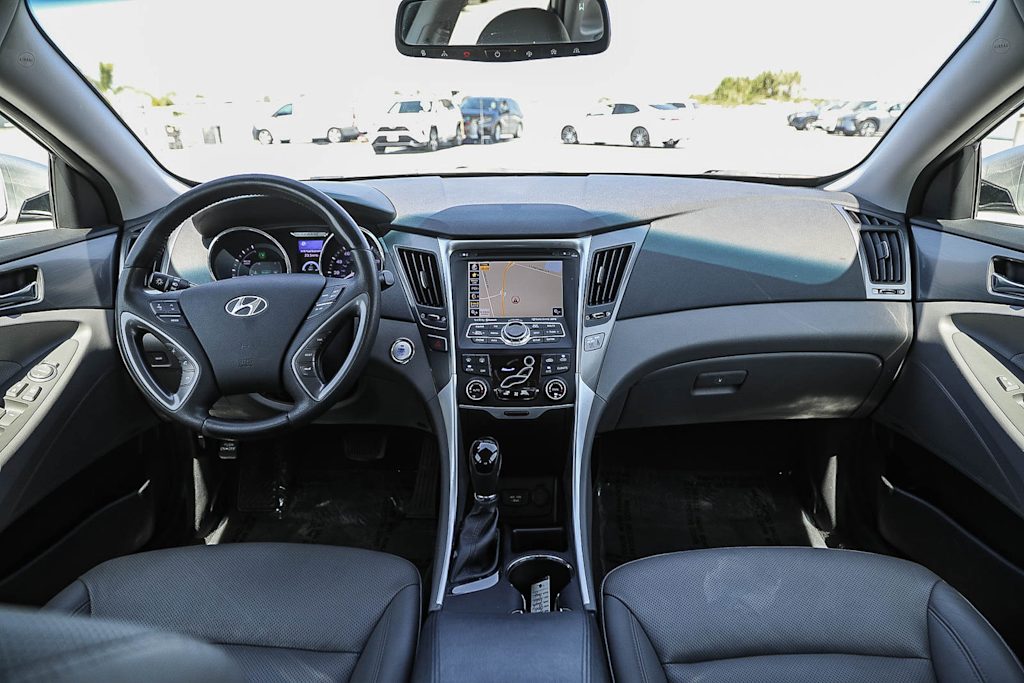 Thumbnail: 2012 Hyundai Sonata - 2