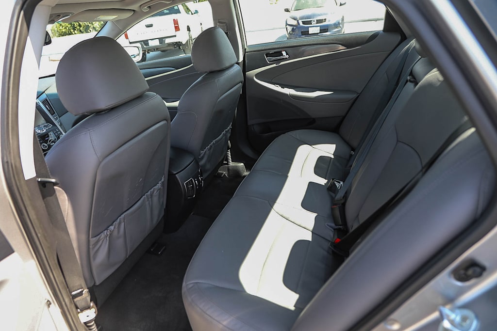 Thumbnail: 2012 Hyundai Sonata - 11
