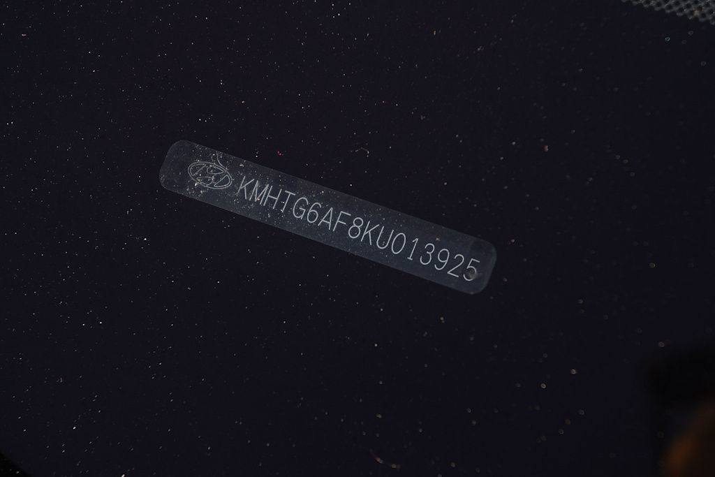 Thumbnail: 2019 Hyundai Veloster - 30