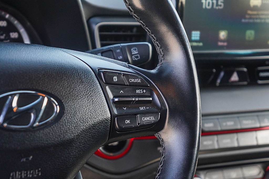 Thumbnail: 2019 Hyundai Veloster - 24