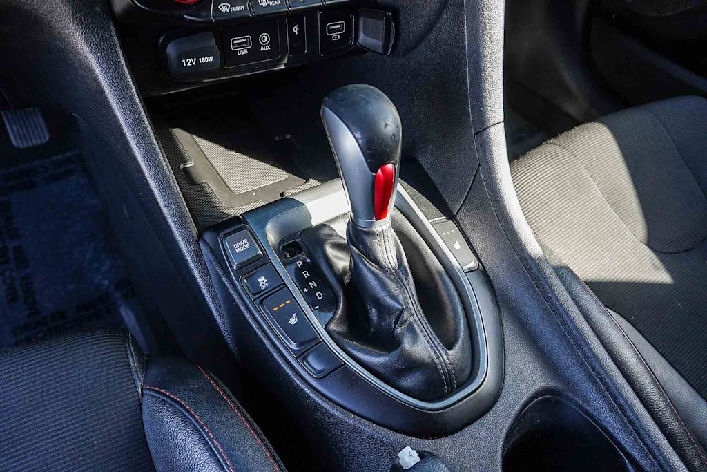 Thumbnail: 2019 Hyundai Veloster - 13