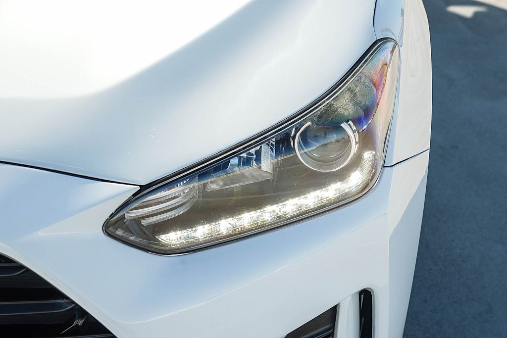 Thumbnail: 2019 Hyundai Veloster - 5