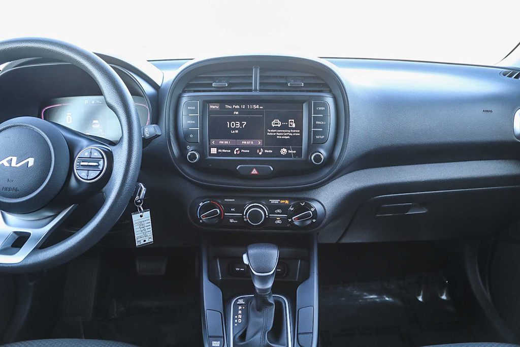 Thumbnail: 2023 Kia Soul - 7