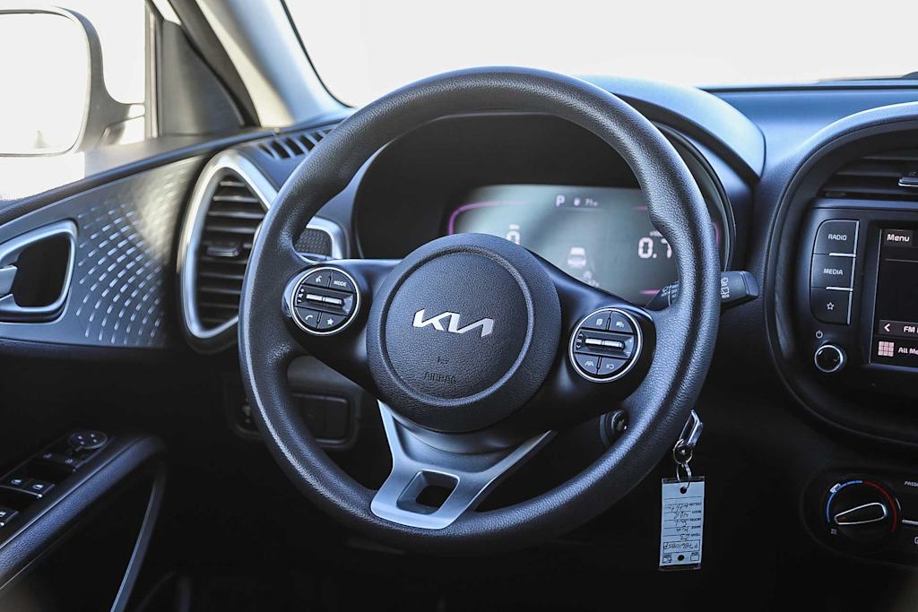 Thumbnail: 2023 Kia Soul - 11