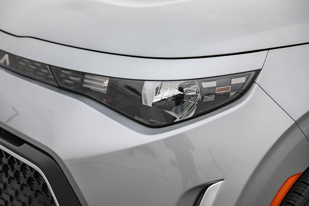 Thumbnail: 2023 Kia Soul - 17