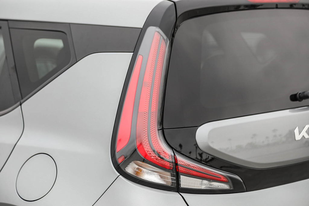 Thumbnail: 2023 Kia Soul - 18