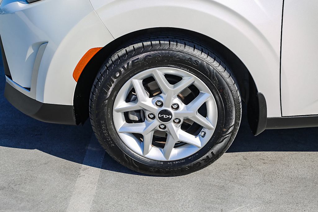 Thumbnail: 2023 Kia Soul - 6