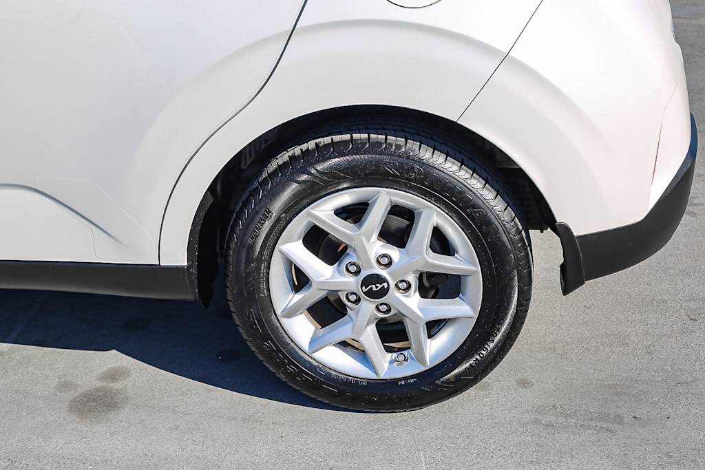 Thumbnail: 2023 Kia Soul - 21