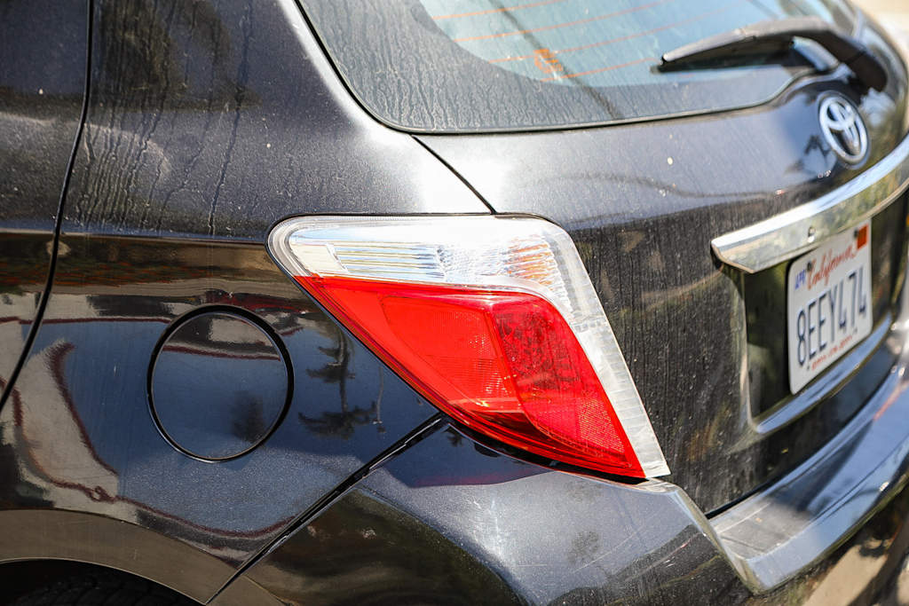 Thumbnail: 2014 Toyota Yaris - 16