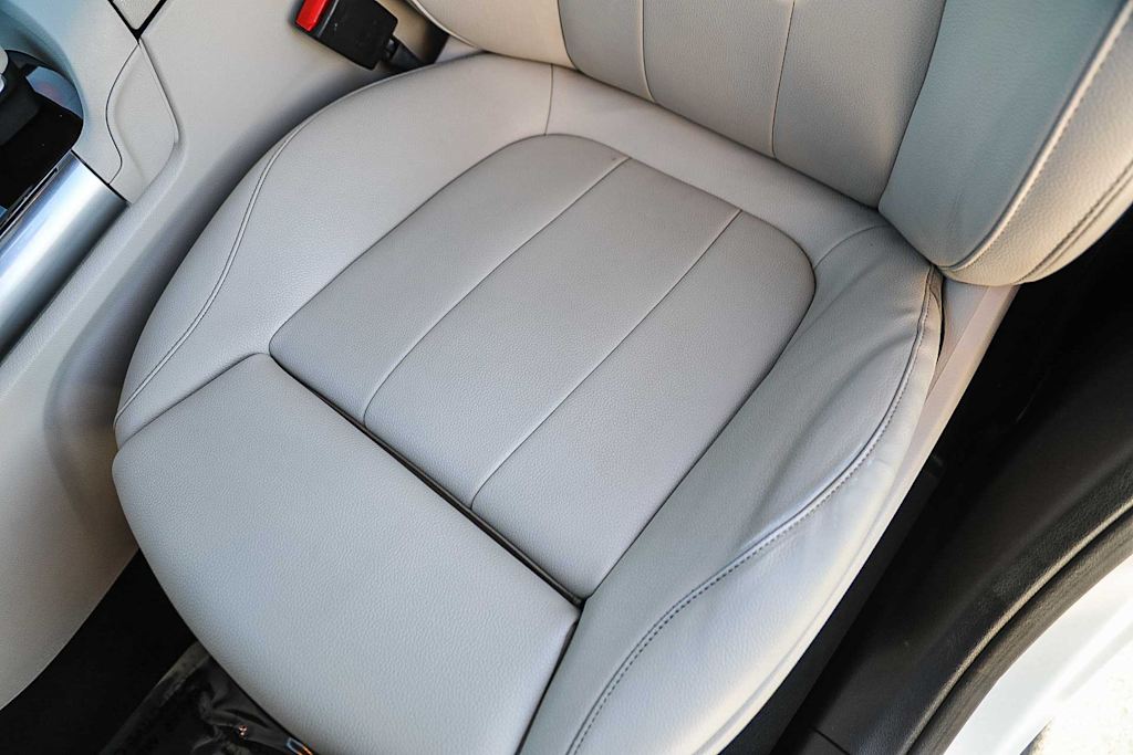 Thumbnail: 2021 Mercedes-Benz GLA - 24