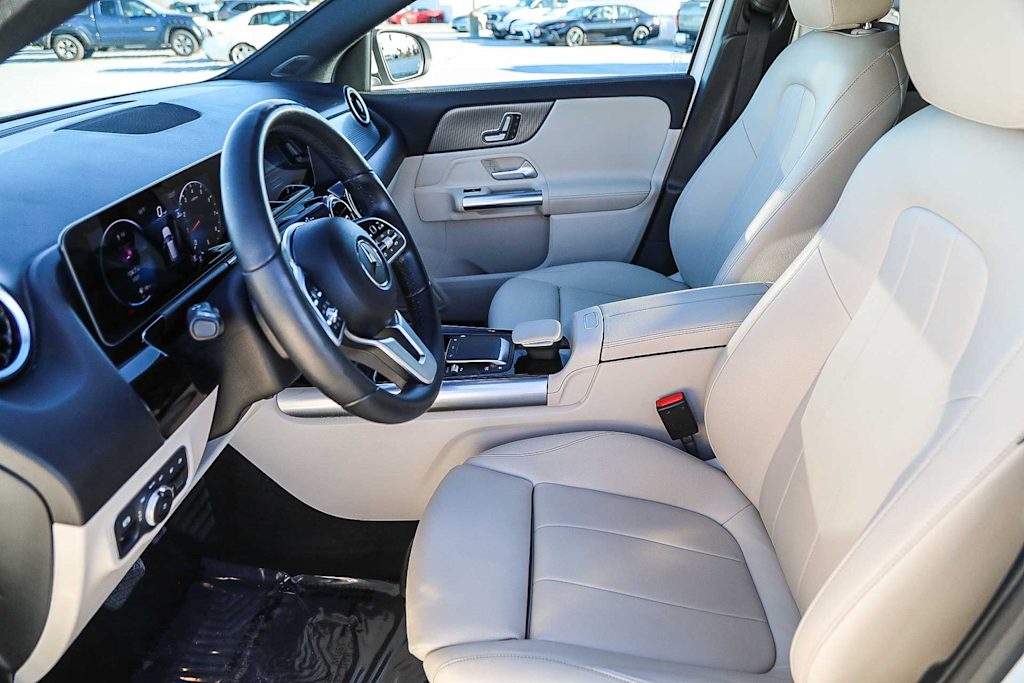 Thumbnail: 2021 Mercedes-Benz GLA - 10