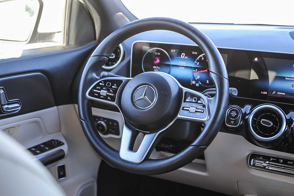 Thumbnail: 2021 Mercedes-Benz GLA - 12