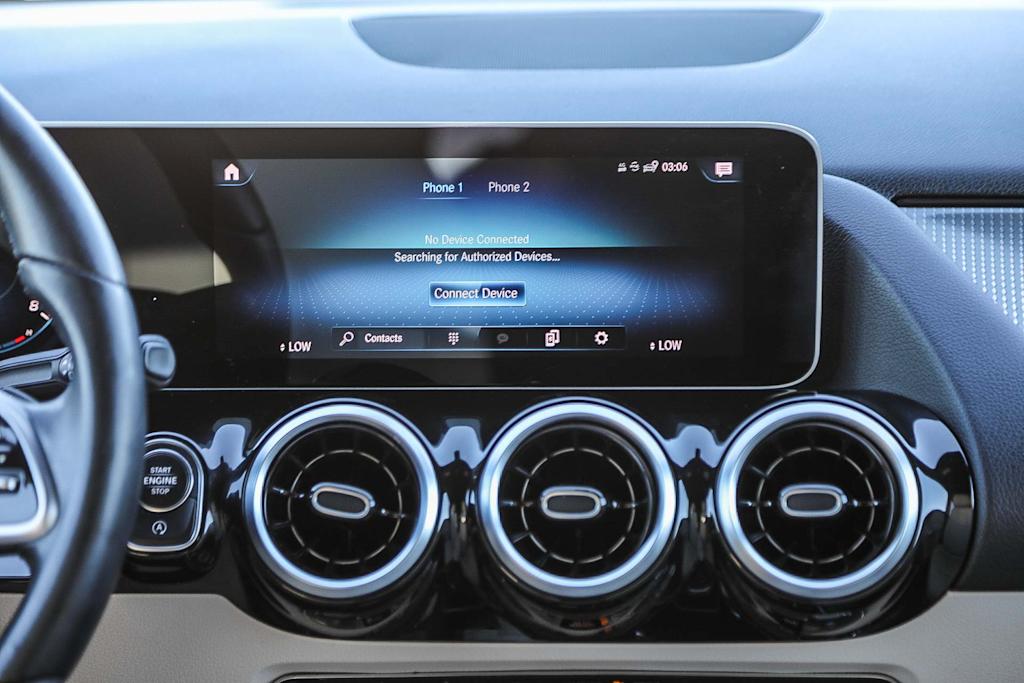 Thumbnail: 2021 Mercedes-Benz GLA - 13