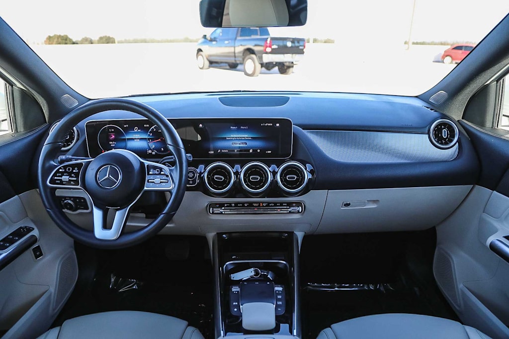 Thumbnail: 2021 Mercedes-Benz GLA - 2