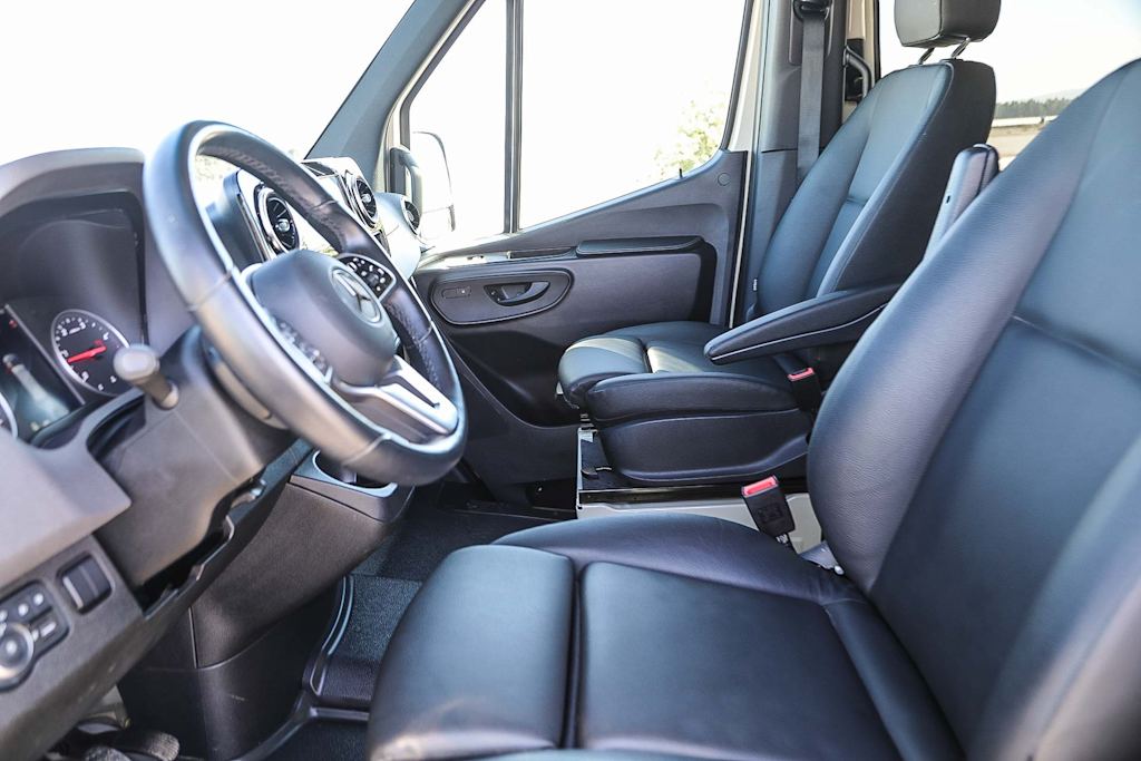 Thumbnail: 2022 Mercedes-Benz Sprinter - 10