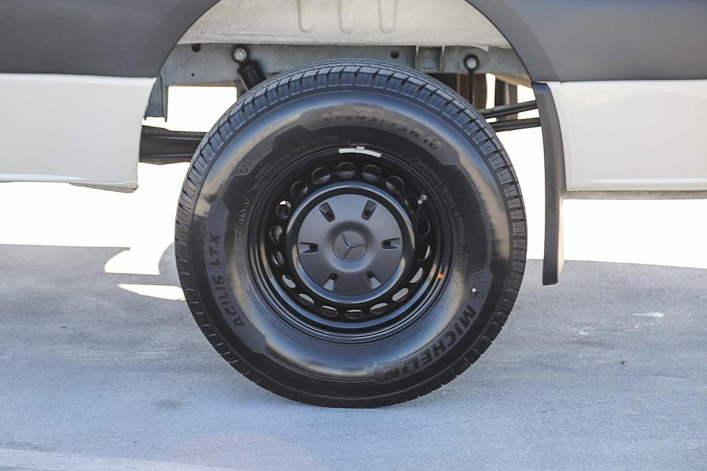 Thumbnail: 2022 Mercedes-Benz Sprinter - 18