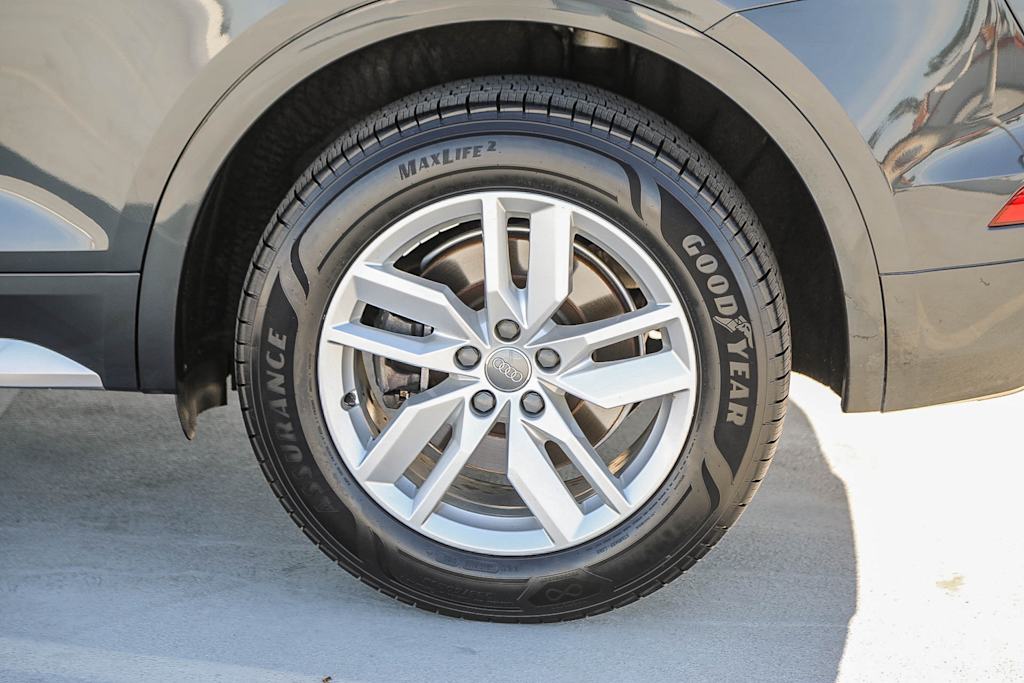 Thumbnail: 2020 Audi Q5 - 21