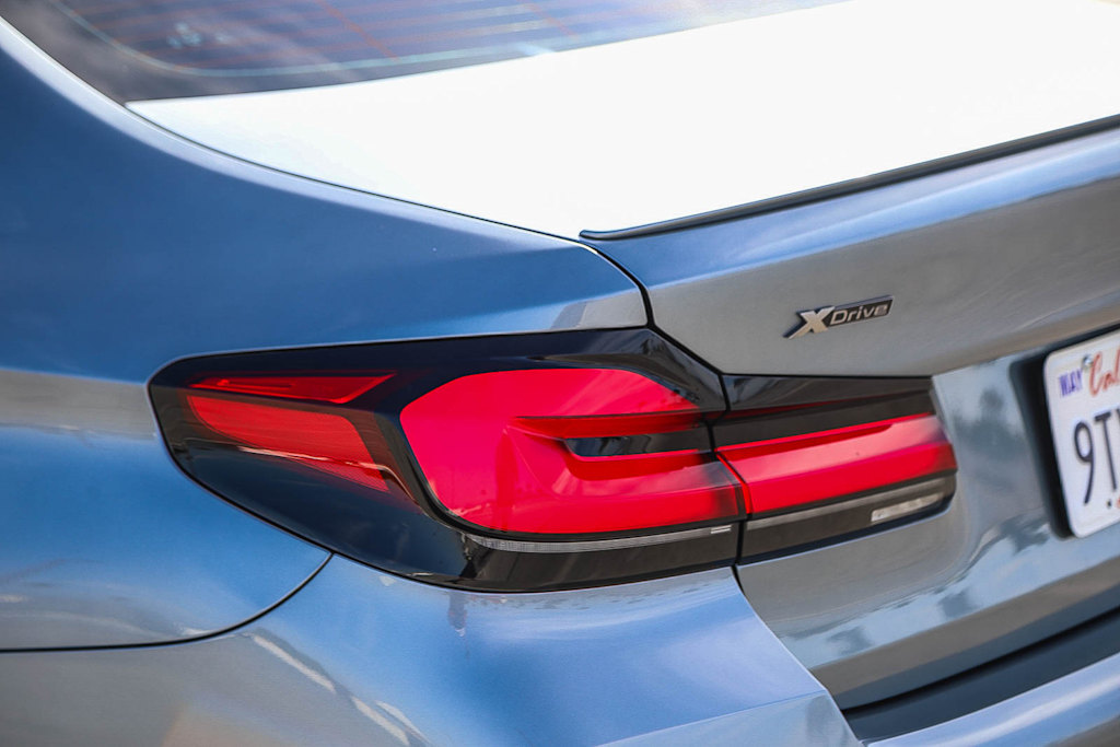 Thumbnail: 2021 BMW 5 Series - 20