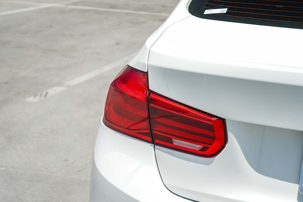 Thumbnail: 2016 BMW 3 Series - 20