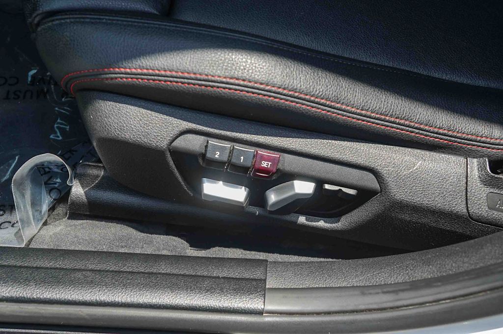 Thumbnail: 2016 BMW 3 Series - 27
