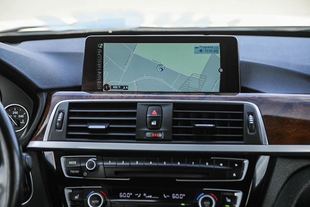 Thumbnail: 2016 BMW 3 Series - 13