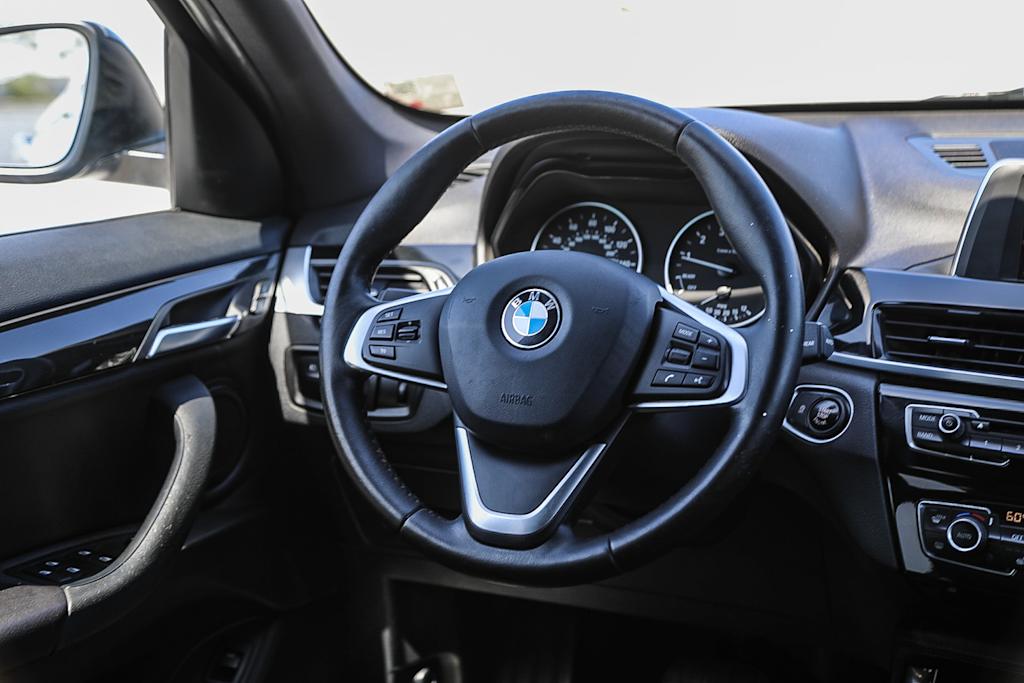Thumbnail: 2016 BMW X1 - 12